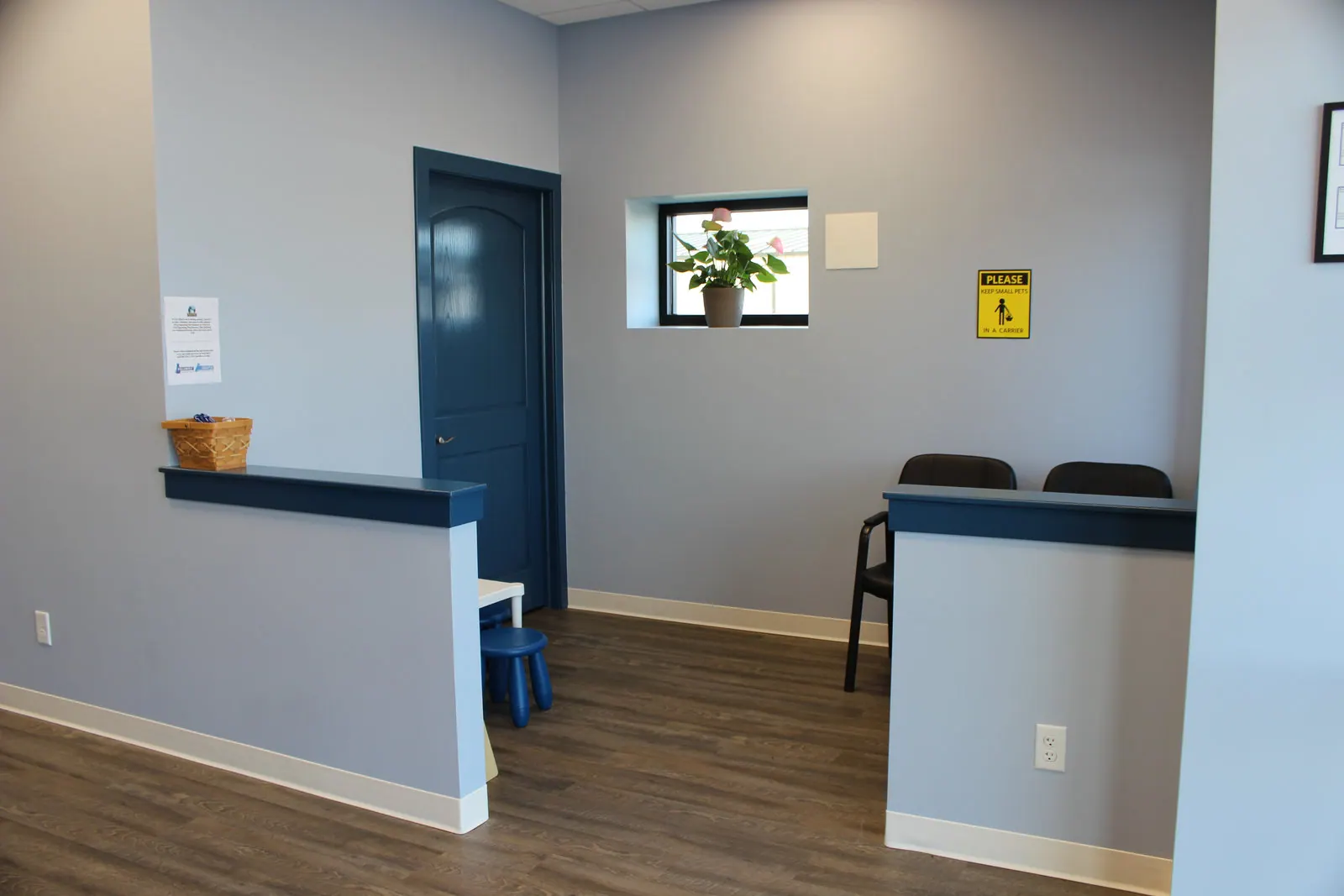 Waiting area with seating partitions and kids corner